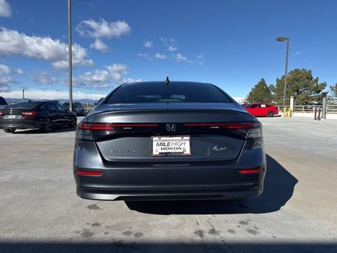 Used 2024 Honda Accord EX image 9