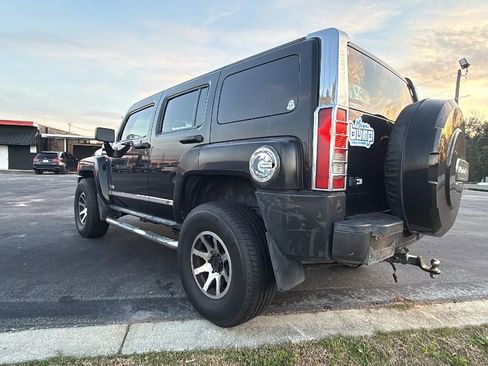 Used 2007 HUMMER H3 image 7