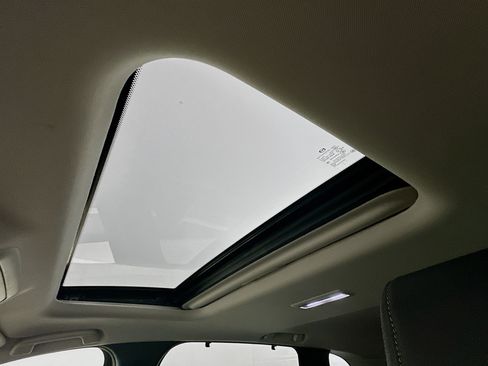 Used 2024 MAZDA CX-90 3.3 Turbo w/ Preferred Plus image 27