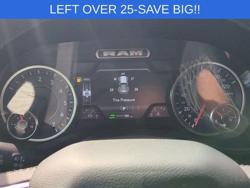 Used 2025 RAM 1500 Big Horn AWD/4WD image 21