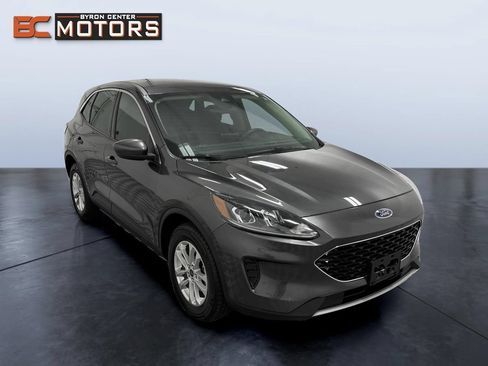 Used 2020 Ford Escape SE AWD/4WD image 7