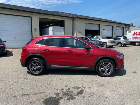 Used 2022 Mercedes-Benz GLA 250 4MATIC image 4