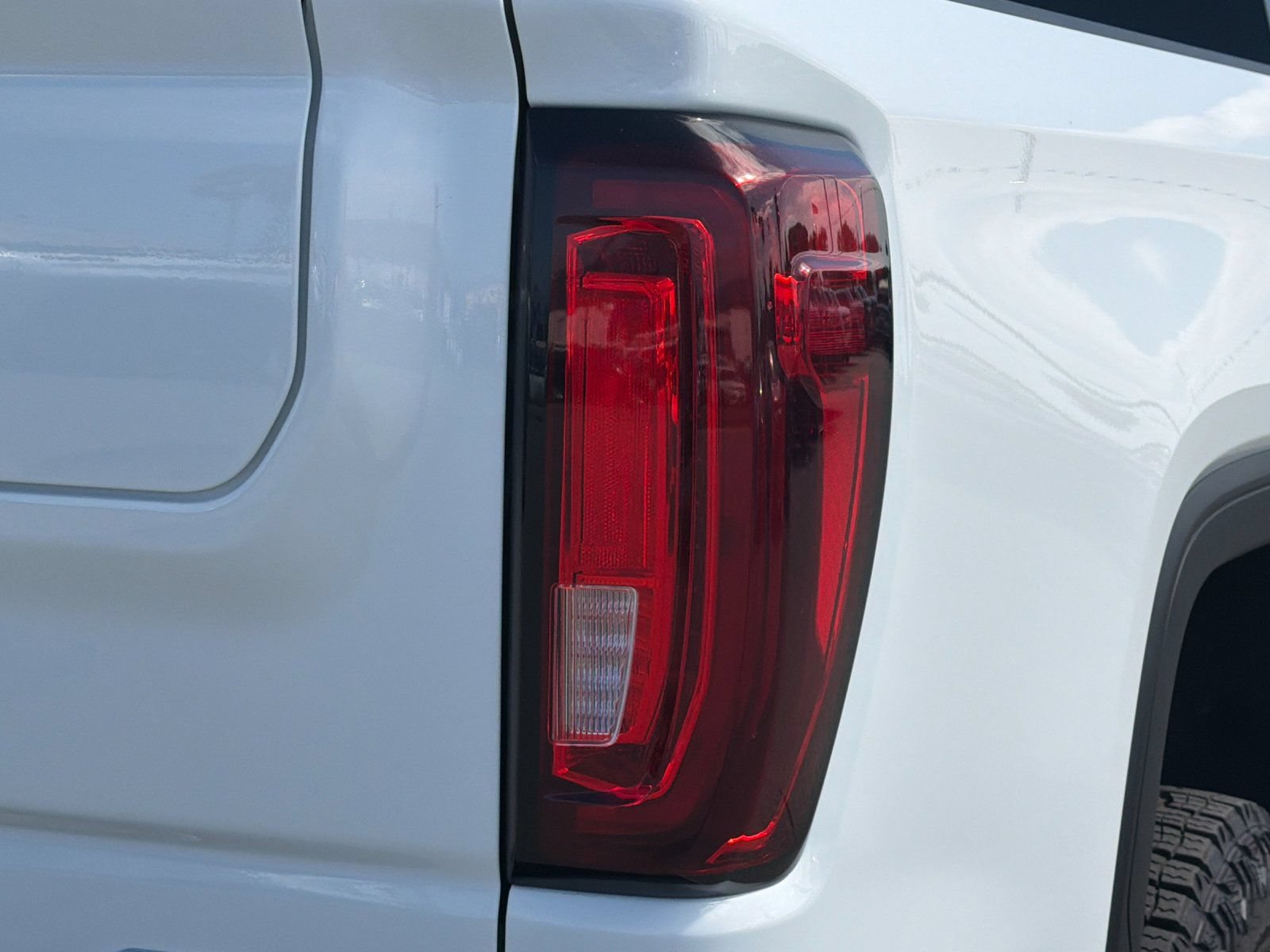 Used 2026 GMC Sierra 1500 AT4 AWD/4WD image 40