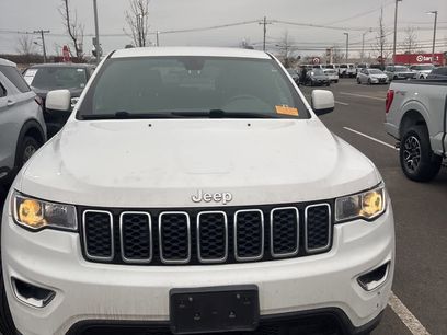 Used 2019 Jeep Grand Cherokee Laredo