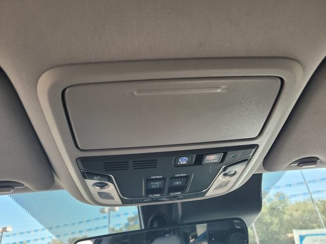 Used 2019 Honda Pilot Elite image 22