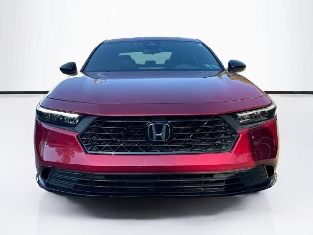 Used 2023 Honda Accord Sport image 2