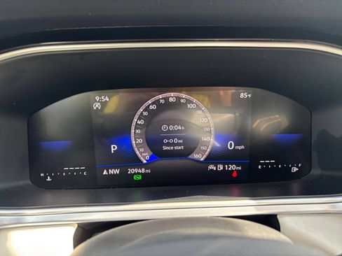 Used 2026 Volkswagen Taos SE FWD image 41