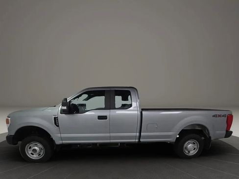 Used 2020 Ford F250 XL w/ Power Equipment Group AWD/4WD image 2