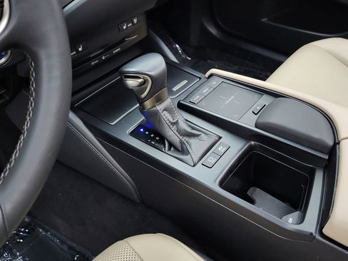 Used 2021 Lexus ES 300h w/ Premium Package FWD image 10