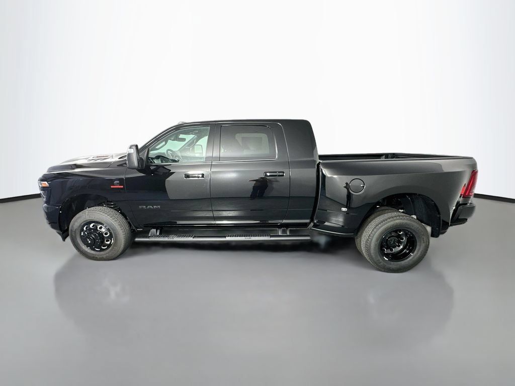 New 2026 RAM 3500 Laramie w/ Night Edition AWD/4WD image 4