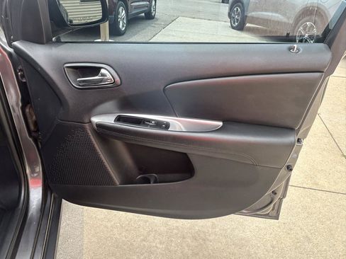 Used 2015 Dodge Journey SE w/ Quick Order Package 22F SE FWD image 17
