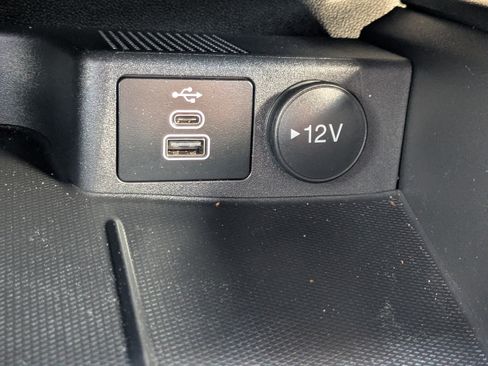 Used 2024 Ford Escape ST-Line w/ Tech Pack #1 FWD image 30