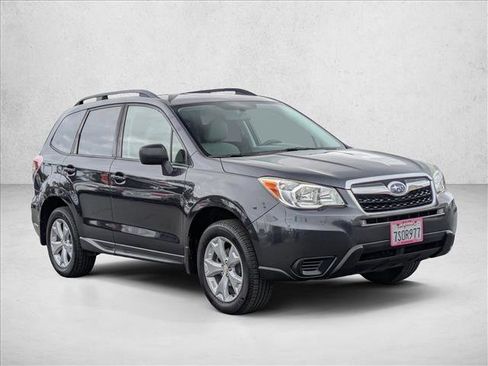 Used 2016 Subaru Forester 2.5i w/ Alloy Wheel Package image 3
