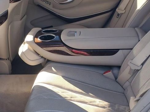 Used 2015 Mercedes-Benz S 550 Sedan image 10