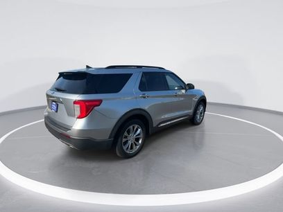 Certified 2021 Ford Explorer XLT w/ Equipment Group 202A