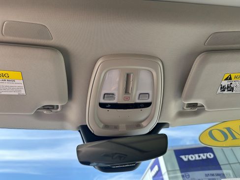 Certified 2024 Volvo XC90 T8 Plus w/ Protection Package Premier image 15