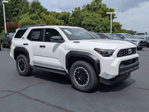 New 2026 Toyota 4Runner TRD Off-Road Premium AWD/4WD image 2