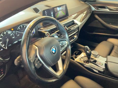 Used 2017 BMW 530i xDrive AWD/4WD image 32