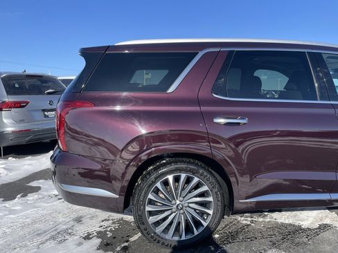 Used 2024 Hyundai Palisade Calligraphy image 33