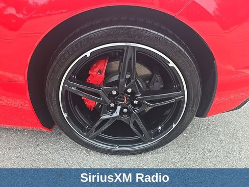 Used 2021 Chevrolet Corvette Stingray Preferred Cpe w/ Engine Appearance Package image 11