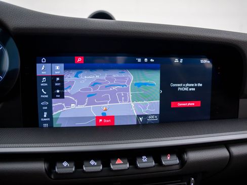 Used 2021 Porsche 911 Carrera image 22