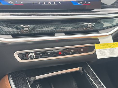 New 2026 BMW X5 xDrive40i w/ M Sport Package image 25