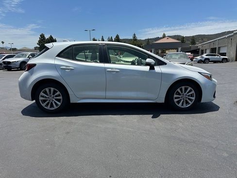 Used 2024 Toyota Corolla SE FWD image 4