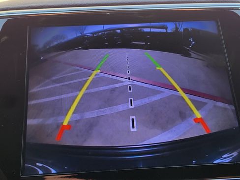 Used 2020 Jeep Grand Cherokee Altitude image 18