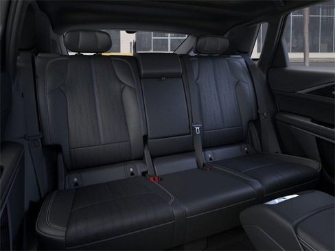 New 2026 Cadillac Lyriq Signature Sport image 17