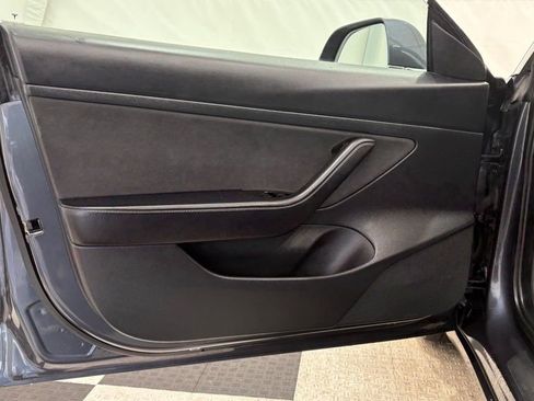 Used 2020 Tesla Model 3 Standard Range Plus image 13