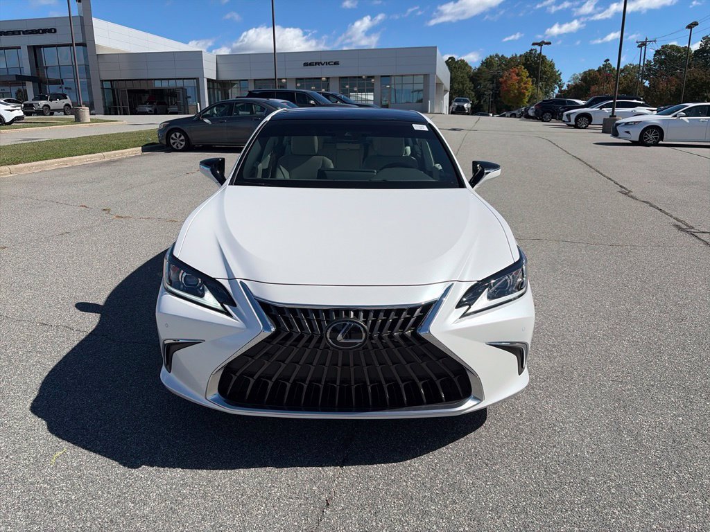 Used 2025 Lexus ES 350 w/ Premium Package FWD image 6