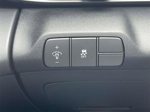 New 2026 Hyundai Elantra Sport image 17