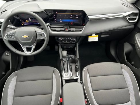 New 2026 Chevrolet TrailBlazer LT w/ Convenience Package image 3