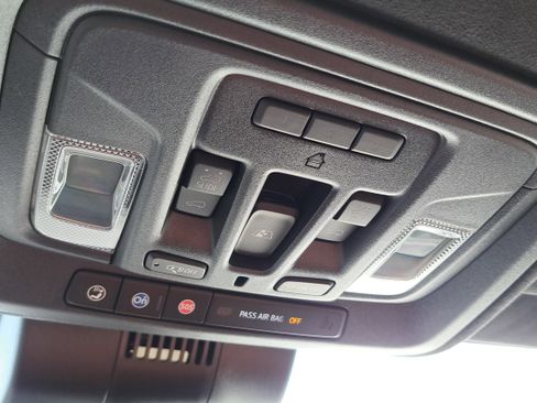 Used 2025 GMC Sierra 1500 Denali Ultimate image 26