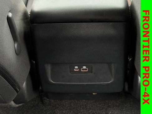 Used 2022 Nissan Frontier PRO-4X w/ Technology Package image 27