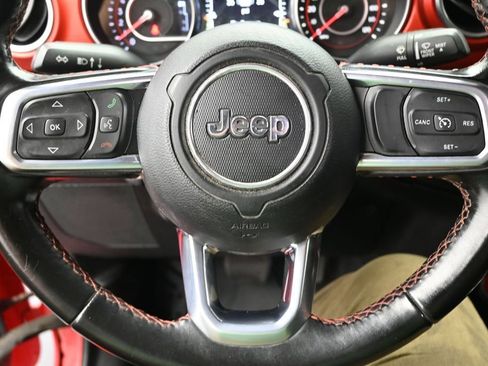 Used 2020 Jeep Gladiator Rubicon w/ Trailer Tow Package AWD/4WD image 14