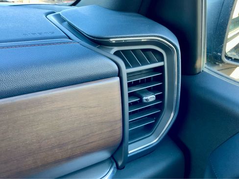 Used 2024 Chevrolet Silverado 1500 High Country w/ Technology Package image 52