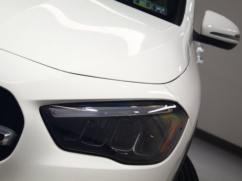 Used 2025 Mercedes-Benz GLA 250 4MATIC image 7