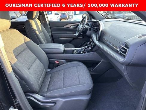 Certified 2025 Chevrolet Traverse LT image 10