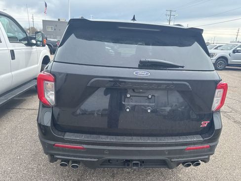 Used 2020 Ford Explorer ST w/ ST Street Pack image 12