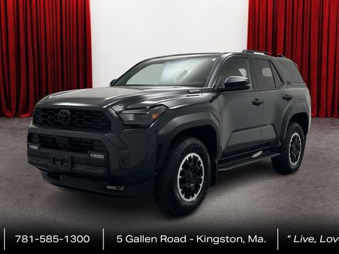 Certified 2025 Toyota 4Runner TRD Off-Road AWD/4WD image 1