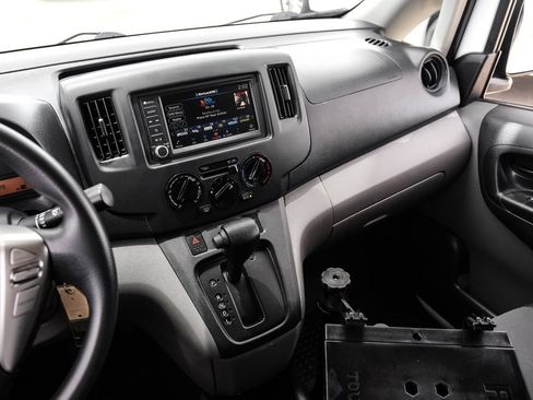 Used 2021 Nissan NV200 S w/ Back Door Glass Package FWD image 18