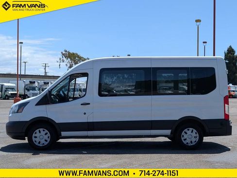 Used 2017 Ford Transit 350 XL RWD image 4