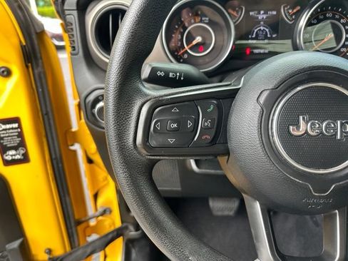 Used 2020 Jeep Wrangler Sport AWD/4WD image 19
