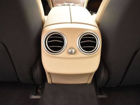 Used 2021 Mercedes-Benz C 300 4MATIC Sedan image 13