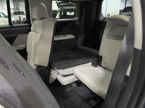 Used 2025 Hyundai Santa Fe SEL image 13