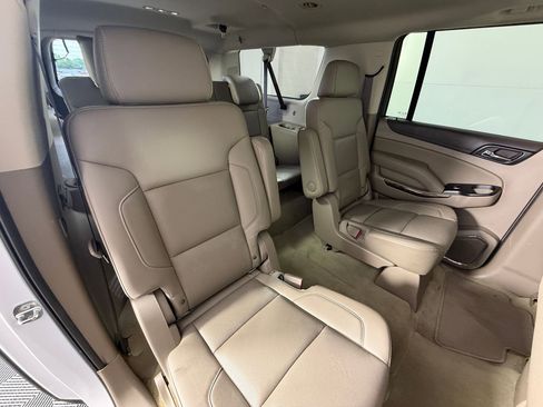 Used 2017 GMC Yukon XL SLT w/ Open Road Package RWD image 35