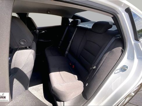 Used 2022 Chevrolet Malibu LS w/ Driver Confidence Package II FWD image 25