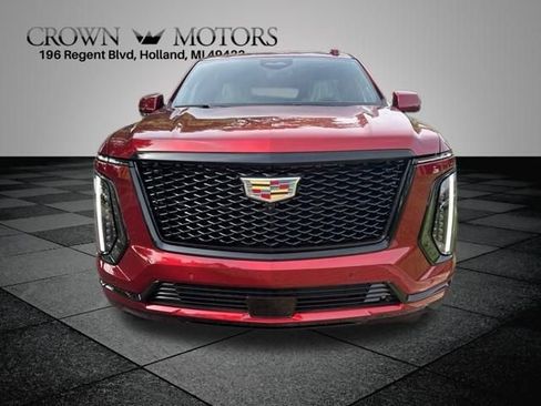 Used 2026 Cadillac Escalade ESV Platinum Sport w/ LPO, ONYX Package AWD/4WD image 2