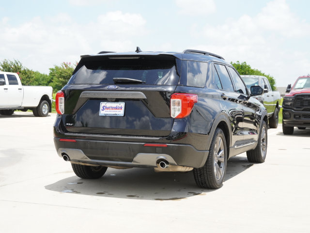 Used 2021 Ford Explorer XLT w/ Equipment Group 202A RWD image 10